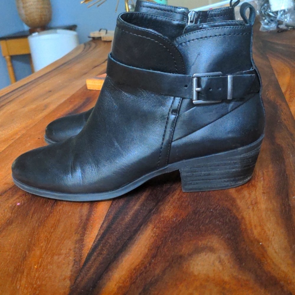 Leather booties - Picture 2 of 6